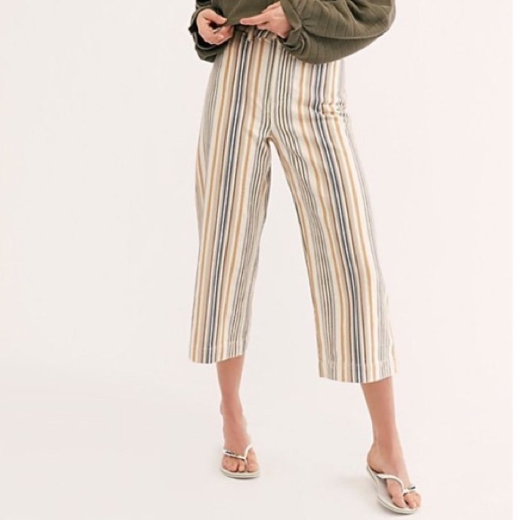 Free People Pants - Free People cropped pants with high waist